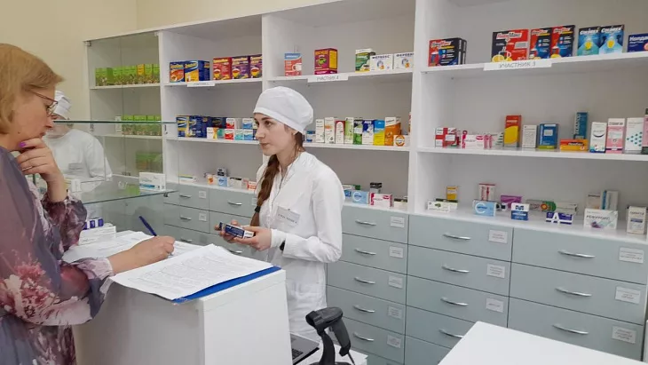 Студенты Медицинского колледжа проходят демоэкзамен по фармацевтике |  6