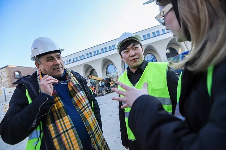 Известному блогеру-миллионнику из&nbsp;Китая показали будущий кампус «Кантиана» |  2