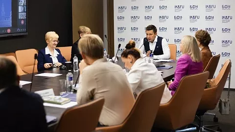 «Формируем единое гуманитарное ядро»: в БФУ им. И. Канта обсудили курс по культуре личности и общества