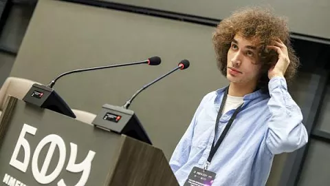 Стартовали защиты научных докладов участников Международной олимпиады по философии