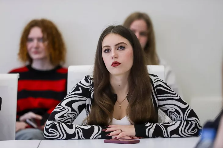 Студентам БФУ им. И. Канта представили онлайн-проект «Истоки патриотизма: опыт русской истории и культуры» |  4