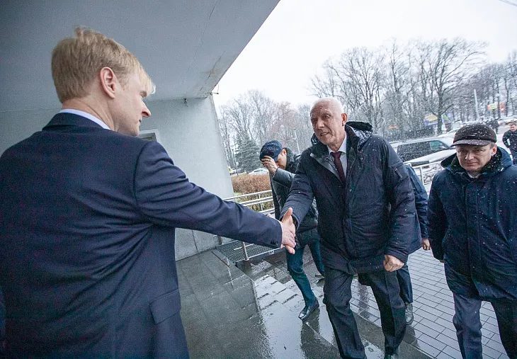 Представитель президента посетил Военный учебный центр БФУ |  1