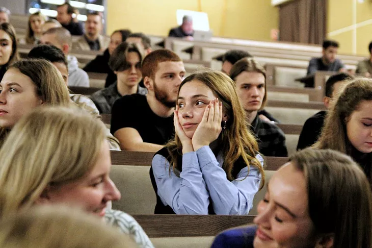 В БФУ стартовал бизнес-интенсив «В деле!» |  10