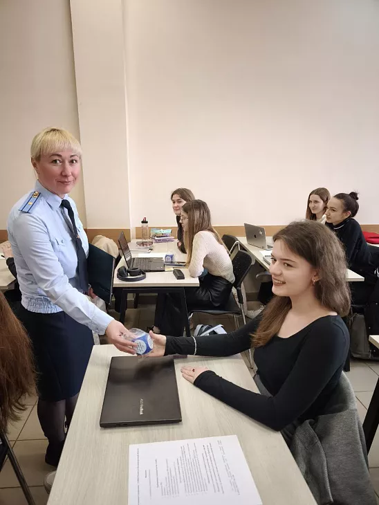 Открытый диалог с подполковником полиции: о профессиональном долге и этичном поведении  |  5