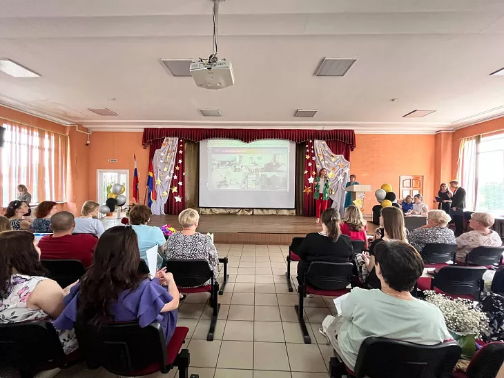 Сотрудники Института управления и&nbsp;территориального развития выступили перед&nbsp;выпускниками Колледжа сервиса и&nbsp;туризма |  3