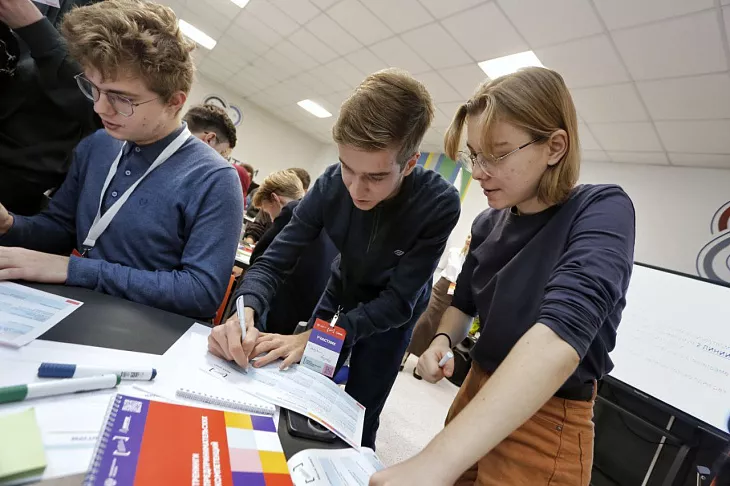 В 2024 году тренинги по технологическому предпринимательству посетили 900 студентов БФУ им. И. Канта |  5