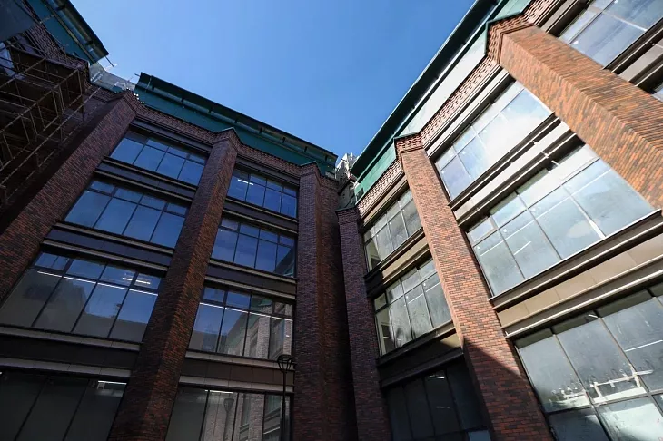 В корпусе «Биомед» кампуса «Кантиана» завершилось остекление |  3