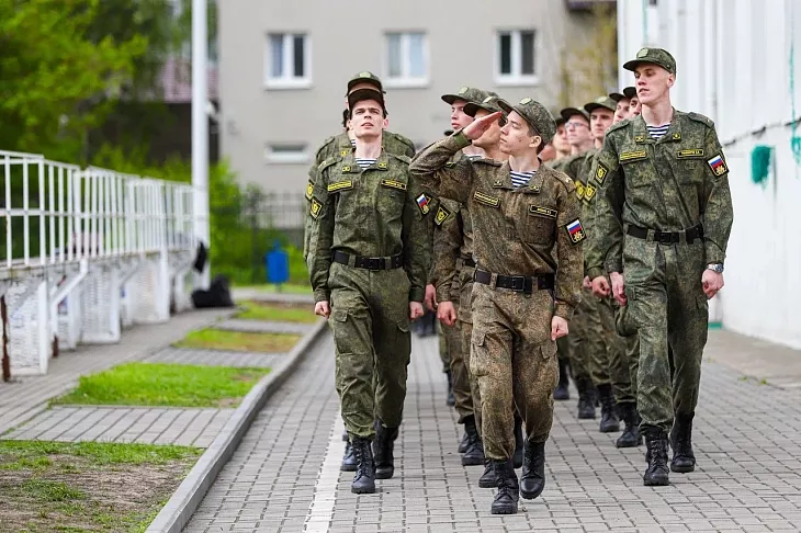 Стрельба, эстафеты, канат: в Военном учебном центре определили самый спортивный взвод |  13