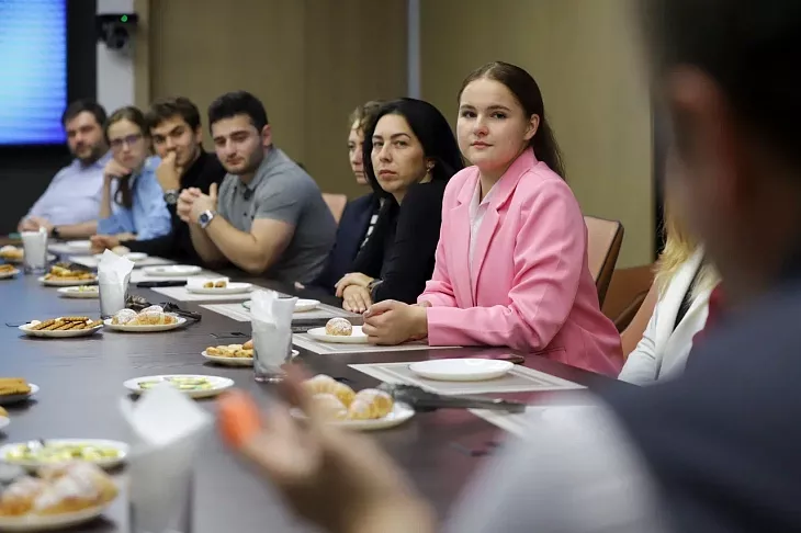 От идеи к действию: как студенты и ректор строят эффективную коммуникацию |  6