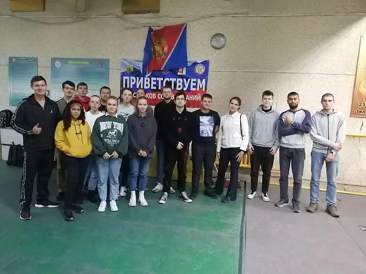         Активисты общественного центра «Волонтеры Победы БФУ» и студенты университета провели турнир по стрельбе |  1