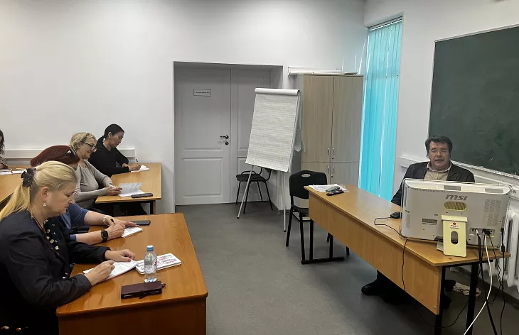 В БФУ им. И. Канта стартовала программа повышения квалификации по укреплению гражданской идентичности |  3