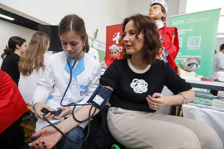 Медицина, управление, ИТ, педагогика: как БФУ им. И. Канта представлен на крупнейшей в регионе выставке образования |  5