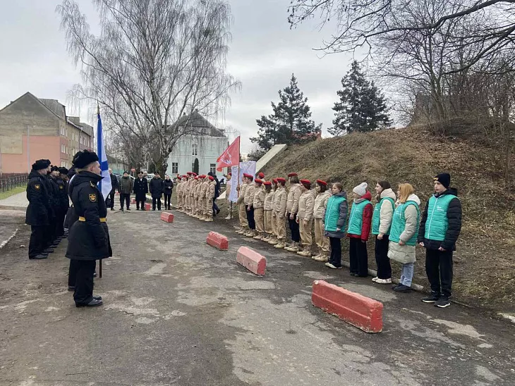 Историки БФУ увековечили в Балтийске 210-летие капитуляции Пиллау перед русскими войсками |  1