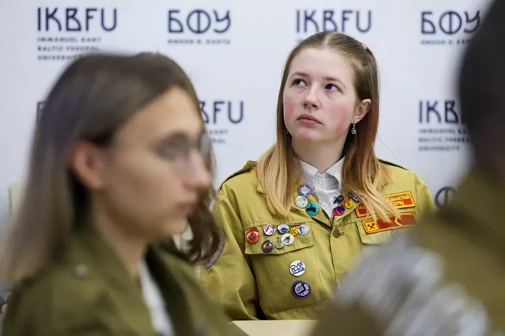 «СОобщество» и&nbsp;«СОздание»: активисты штаба студенческих отрядов БФУ презентовали ректору инициативы на&nbsp;2026 год |  5