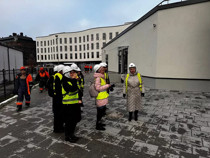 Студенты-физики БФУ им. И. Канта посетили стройку нового кампуса |  4