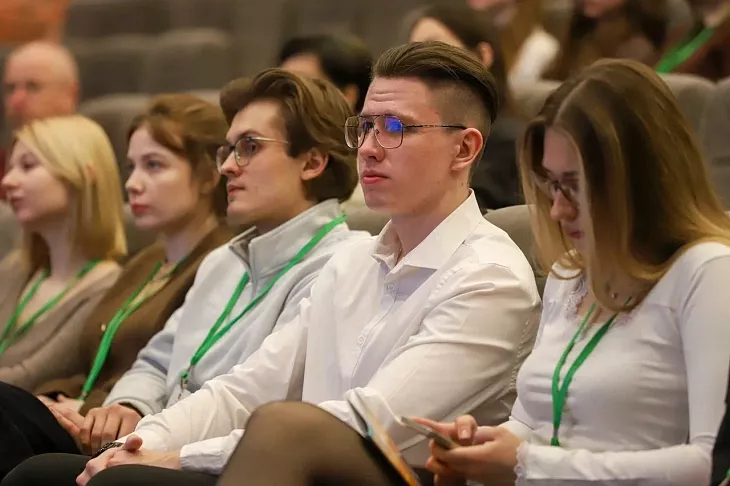 Форум «Янтарный берег-2026»: в&nbsp;БФУ им.&nbsp;И.&nbsp;Канта обсудили инновационные технологии в&nbsp;терапии |  3