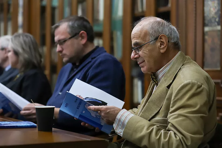 К 75-летию Геннадия Михайловича Федорова: в БФУ им. И. Канта открыли памятную доску профессора  |  13