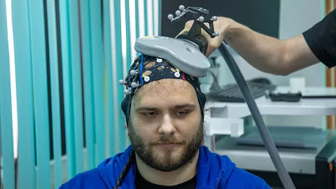 Две головы лучше. Зачем мозгу искусственный разум?