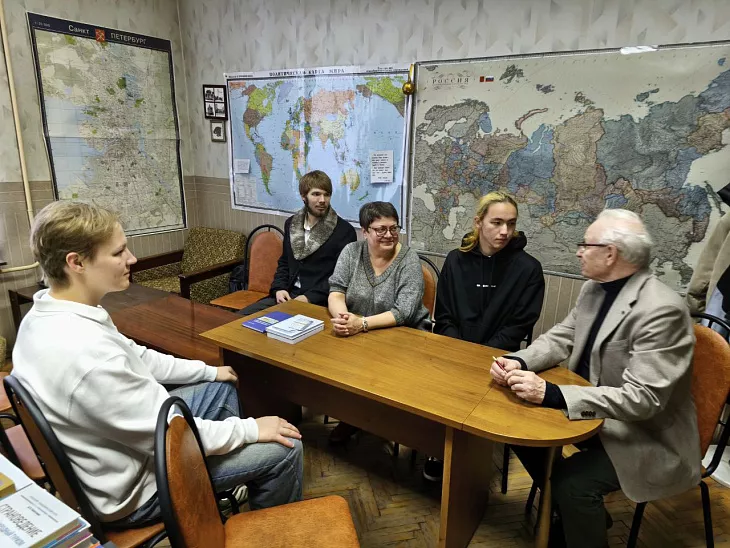 Команда студентов БФУ им. И. Канта заняла 4 место на Межвузовском конкурсе по зарубежному регионоведению |  2