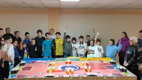 В ресурсном центре БФУ «Инженерная школа» прошел региональный этап ЕВРОБОТ 