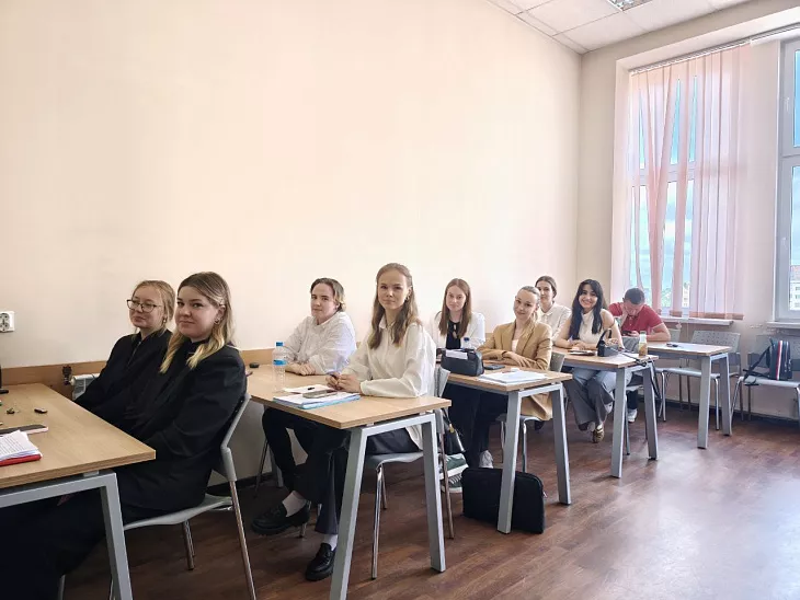 Будущие выпускники обсудили вопросы противодействия экстремизму  |  3