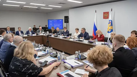 Максим Демин принял участие в экспертной сессии, посвященной обсуждению новой модели высшего образования