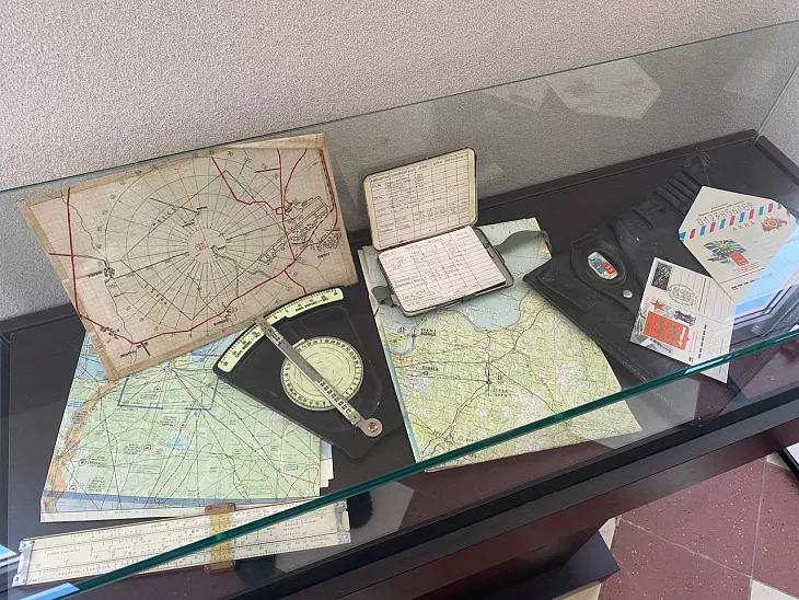 В Музее советского детства открылась выставка, посвященная авиаполку «Нормандия-Неман» |  7