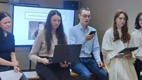 Литературный проект «Читка» для&nbsp;студентов Высшей школы коммуникаций и&nbsp;креативных индустрий: Эрнст Гофман