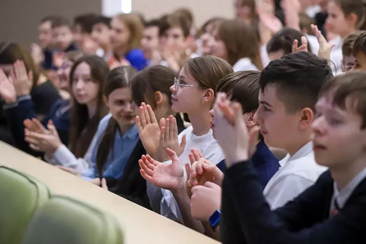 Сигнал из&nbsp;космоса принят: в&nbsp;БФУ им.&nbsp;И.&nbsp;Канта определили лучших молодых радиоинженеров |  2