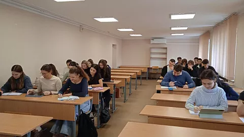 Студенты Высшей школы бизнеса и предпринимательства БФУ приняли участие в VII Статистическом диктанте