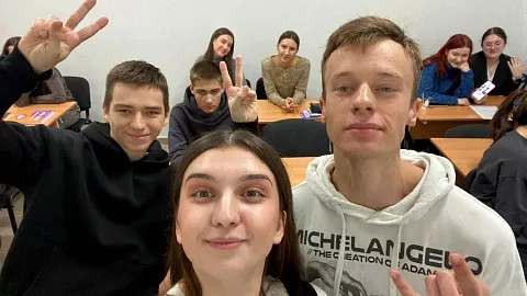 В 40-й гимназии прошел открытый урок по&nbsp;цифровой грамотности: как&nbsp;не&nbsp;стать жертвой манипуляций в&nbsp;сети