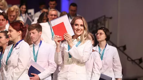 Прием 2026: БФУ и&nbsp;калининградский минздрав предлагают 23 места для&nbsp;целевого обучения по&nbsp;программе «Лечебное дело»